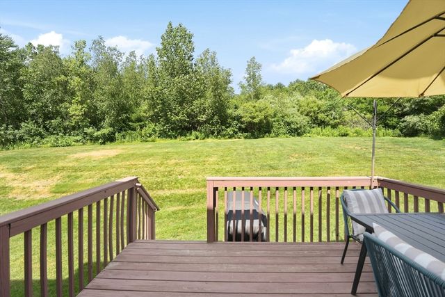 23 Azalea Ln 23, Grafton, MA 01519
