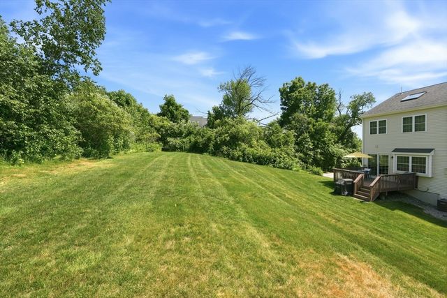 23 Azalea Ln 23, Grafton, MA 01519