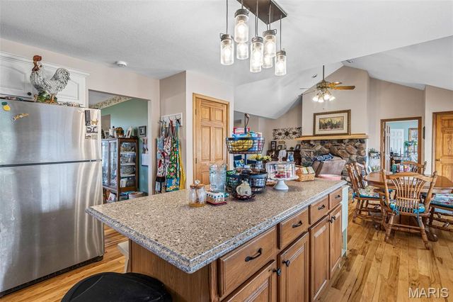 5050 Madison Road, Farmington, MO 63640