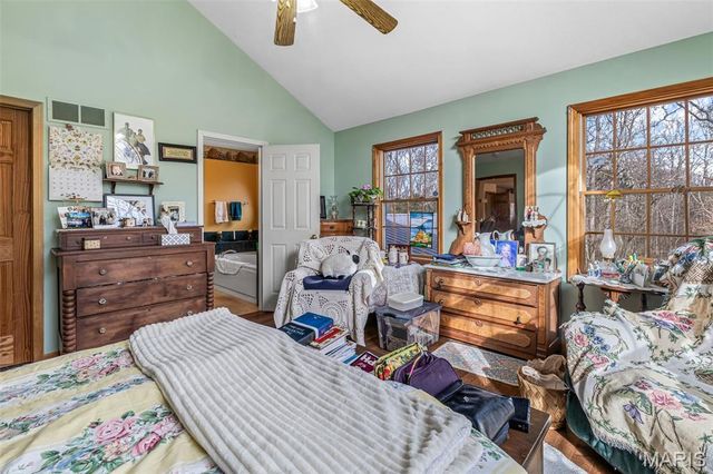 5050 Madison Road, Farmington, MO 63640