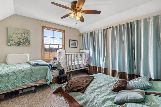 5050 Madison Road, Farmington, MO 63640