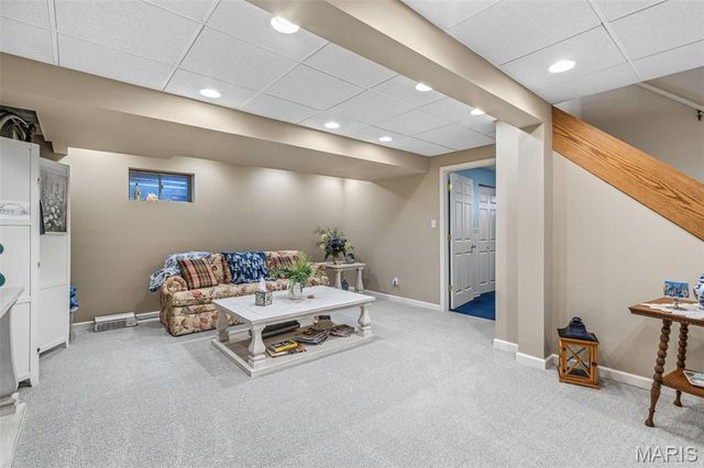 5050 Madison Road, Farmington, MO 63640