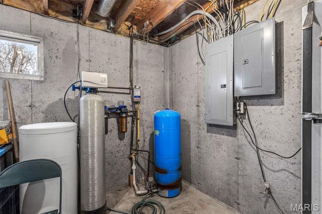 5050 Madison Road, Farmington, MO 63640