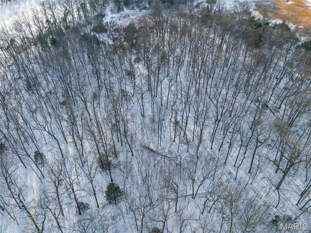 5050 Madison Road, Farmington, MO 63640