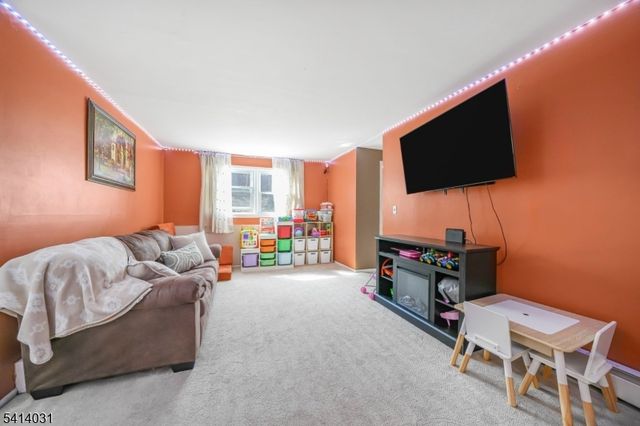 16 Woodland Trl, Sparta Twp., NJ 07871