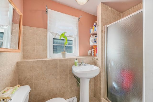 16 Woodland Trl, Sparta Twp., NJ 07871