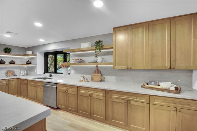 1244 Park Circle, Las Vegas, NV 89102