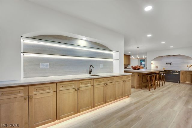 1244 Park Circle, Las Vegas, NV 89102