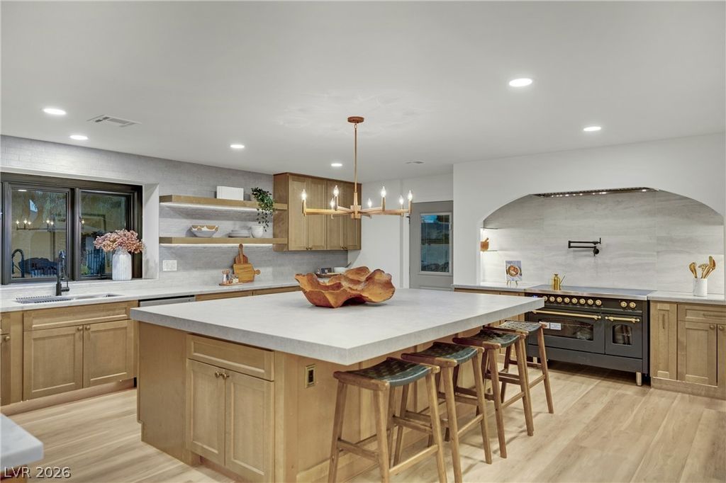 1244 Park Circle, Las Vegas, NV 89102 — photo 4