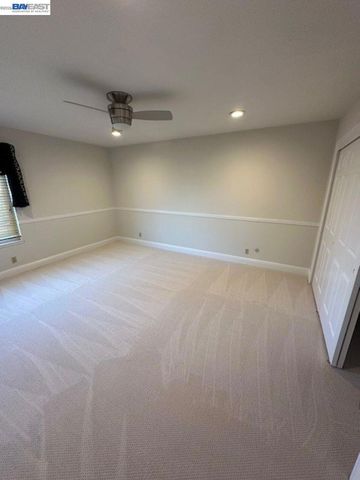 3219 Touriga Dr, Pleasanton, CA 94566