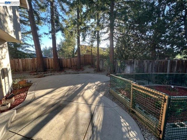 3219 Touriga Dr, Pleasanton, CA 94566