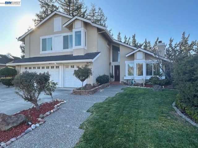 3219 Touriga Dr, Pleasanton, CA 94566