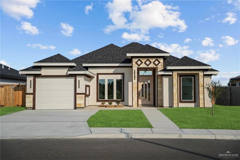 1044 Nina Avenue, Alamo, TX 78516