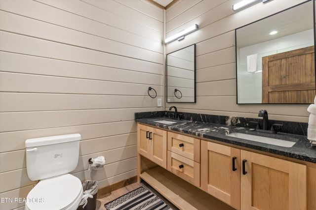 906 Saddle Creek Way, Sevierville, TN 37862