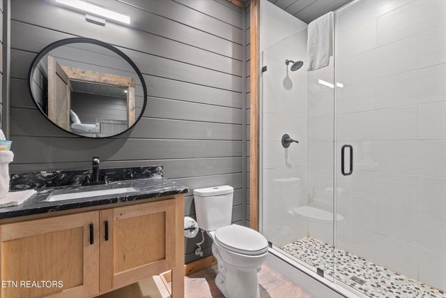 906 Saddle Creek Way, Sevierville, TN 37862