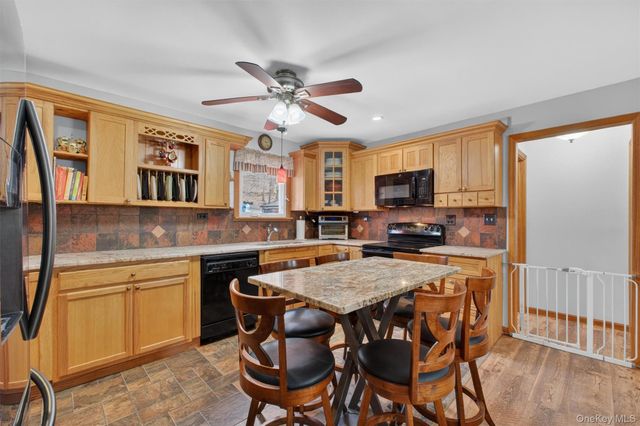 2 Greenwood Drive, Beacon, NY 12508