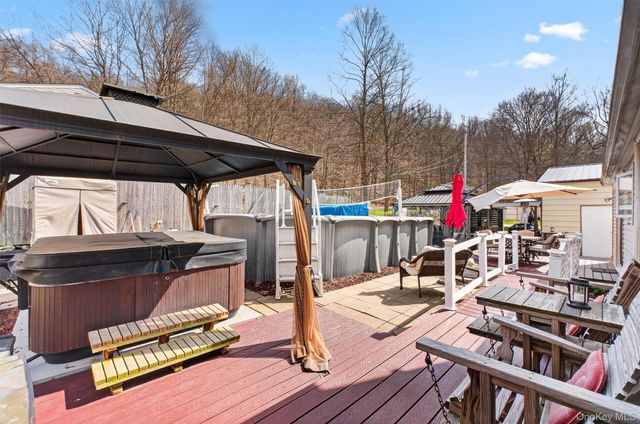 2 Greenwood Drive, Beacon, NY 12508