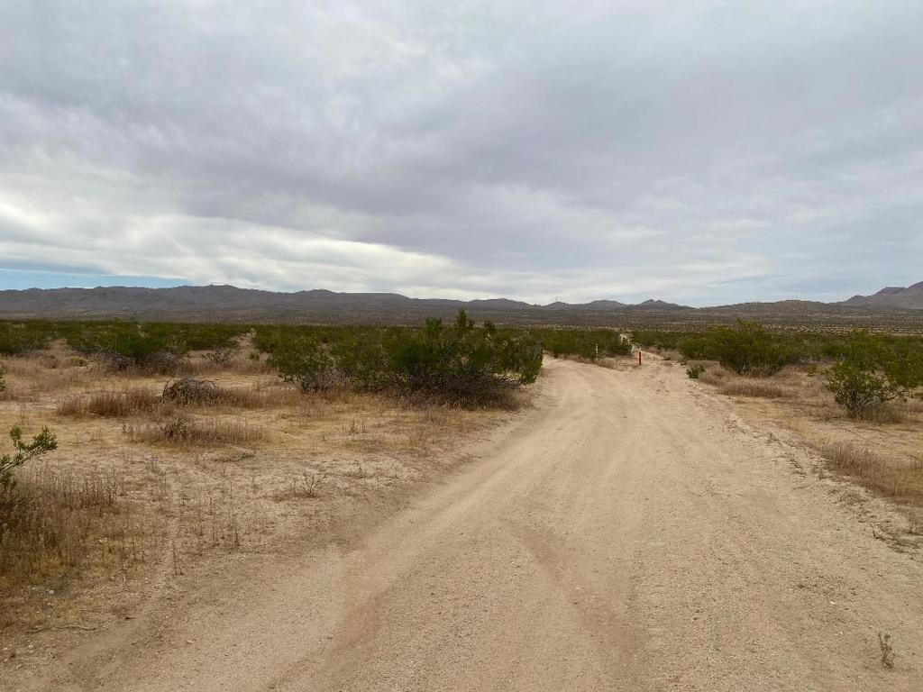 Image 13 of property listing at 19 Hwy 395, Other, CA 99999