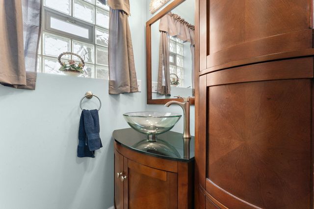 1250 N Rensselaer Court, Griffith, IN 46319