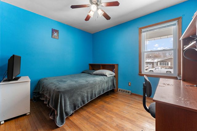 1250 N Rensselaer Court, Griffith, IN 46319