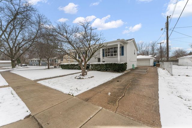 1250 N Rensselaer Court, Griffith, IN 46319