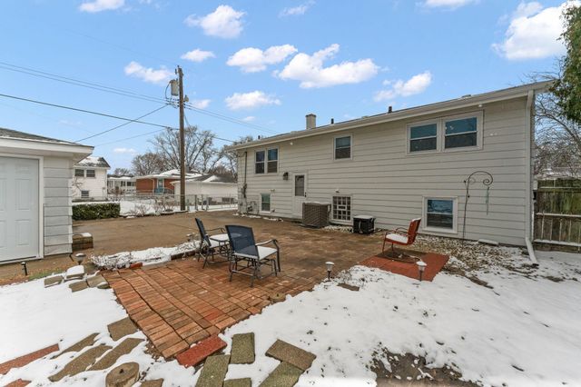 1250 N Rensselaer Court, Griffith, IN 46319