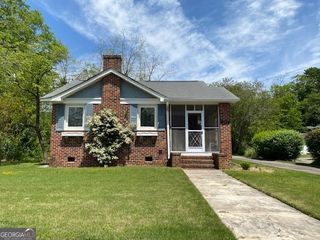 245 Edwards Street, Elberton, GA 30635