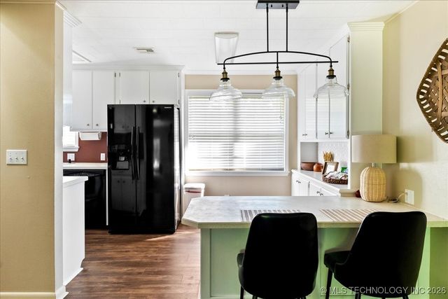 1614 Sherwood Road, Eufaula, OK 74432