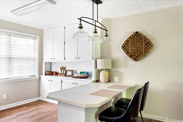 1614 Sherwood Road, Eufaula, OK 74432