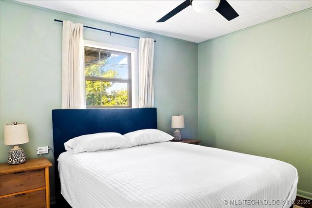 1614 Sherwood Road, Eufaula, OK 74432