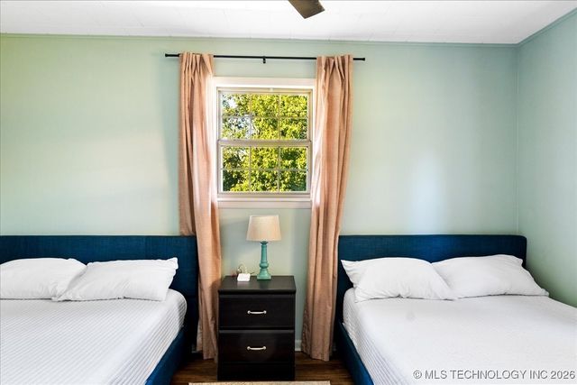 1614 Sherwood Road, Eufaula, OK 74432