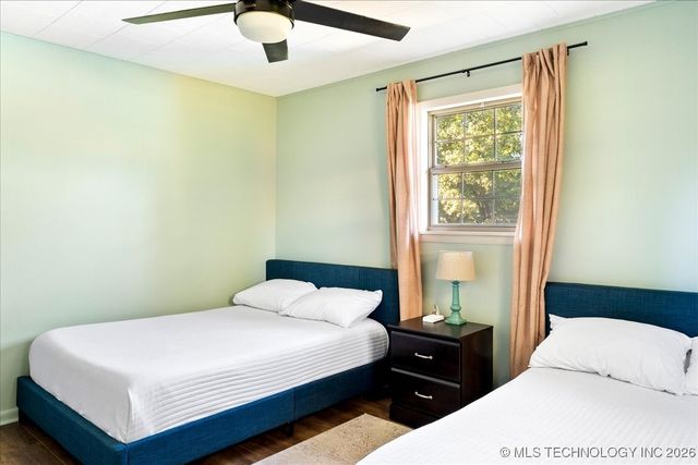 1614 Sherwood Road, Eufaula, OK 74432