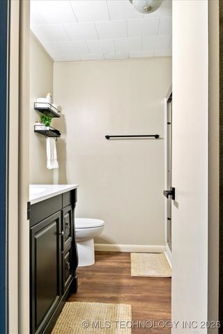 1614 Sherwood Road, Eufaula, OK 74432