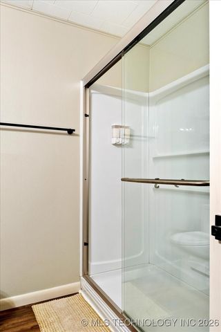 1614 Sherwood Road, Eufaula, OK 74432