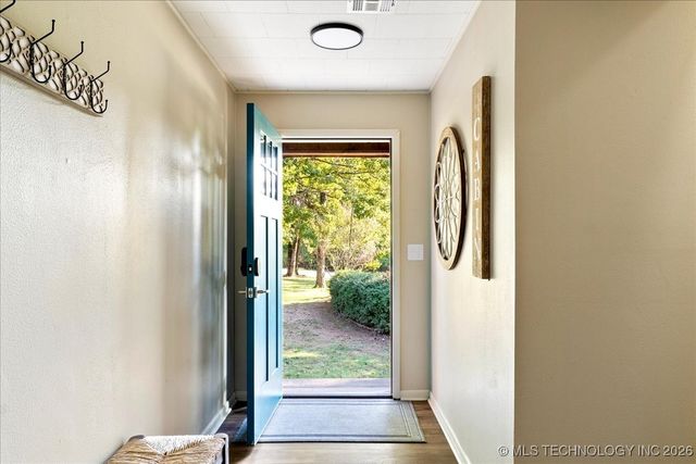 1614 Sherwood Road, Eufaula, OK 74432