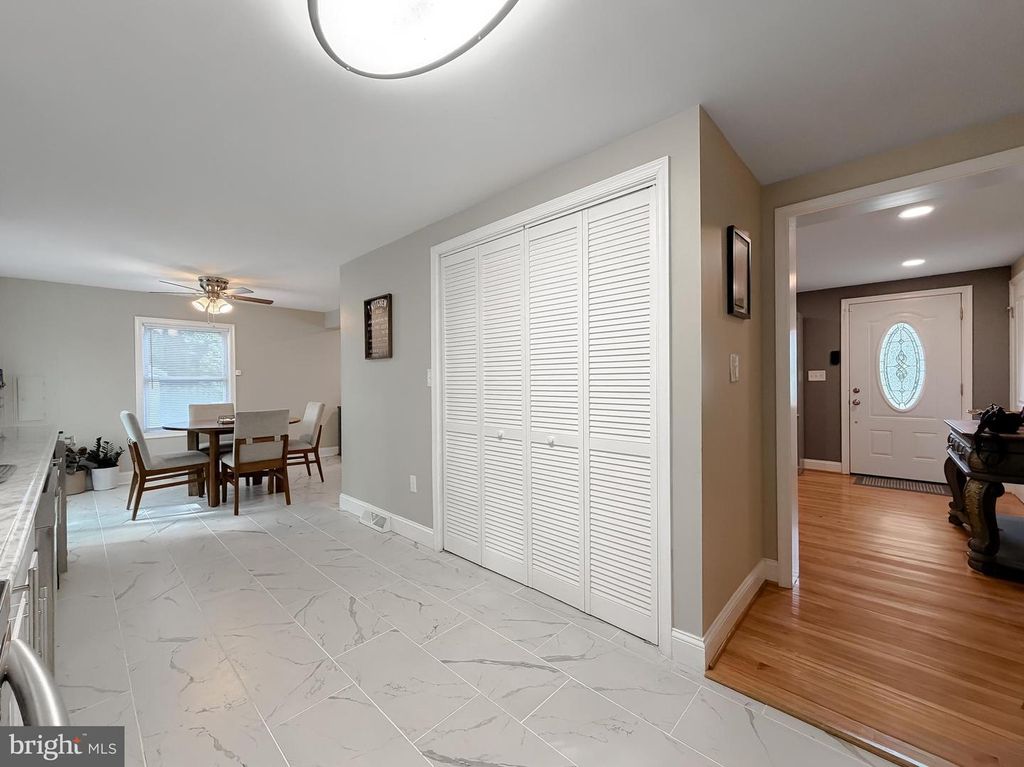Image 23 of property listing at 25033 THREE NOTCH RD, Hollywood, MD 20636