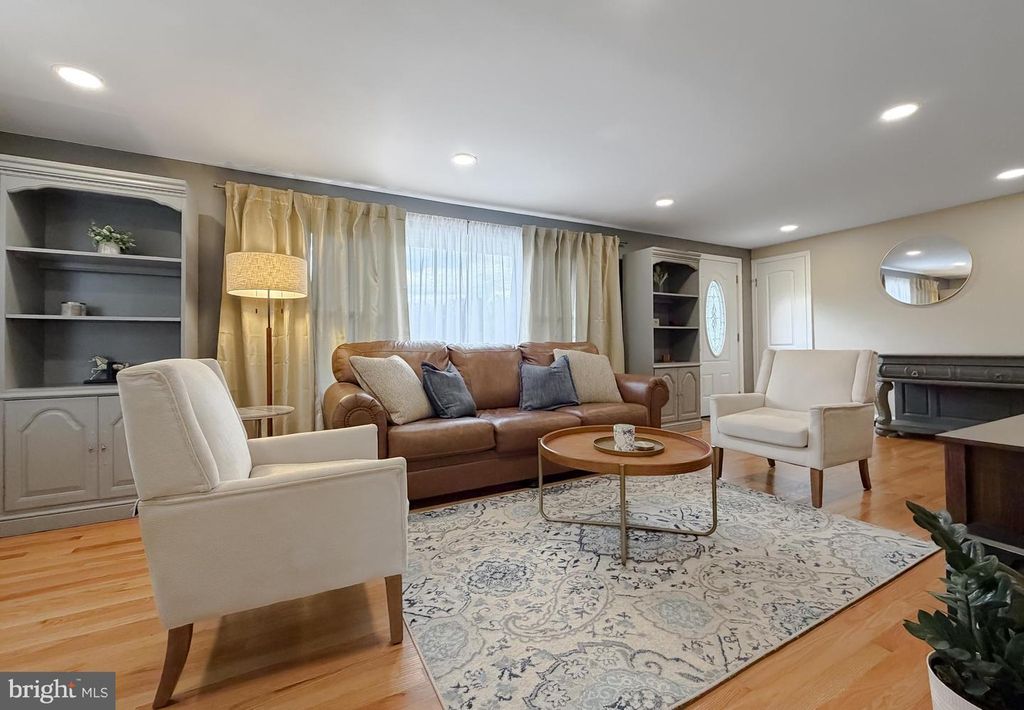 Image 30 of property listing at 25033 THREE NOTCH RD, Hollywood, MD 20636