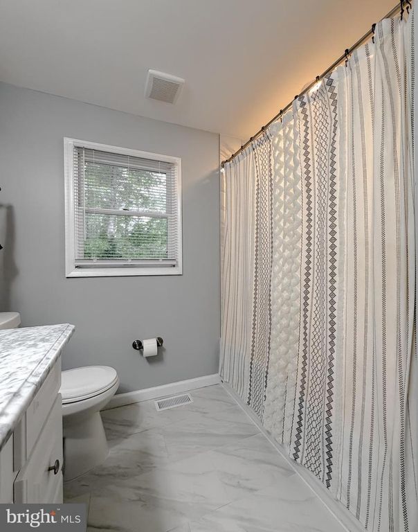 Image 34 of property listing at 25033 THREE NOTCH RD, Hollywood, MD 20636