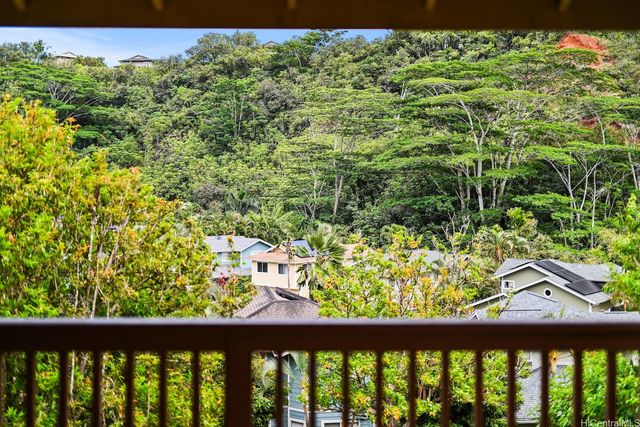 95-930 Wikao Street B304, Mililani, HI 96789