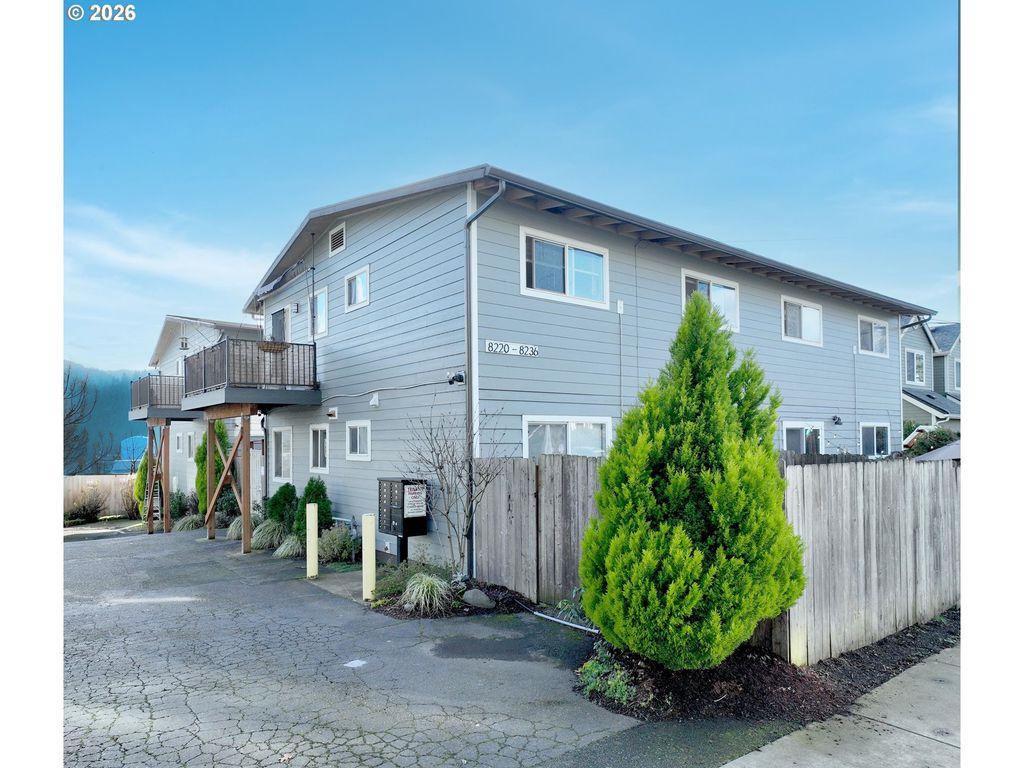 8220 N EDISON St, Portland, OR 97203