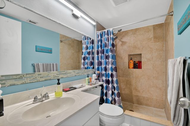 536 Shady Pine Way A2, Greenacres, FL 33415