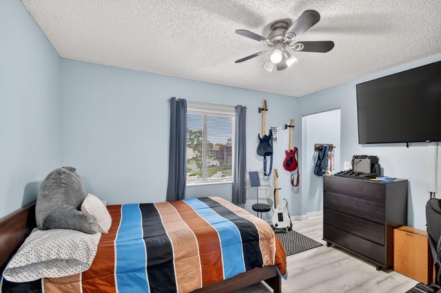 536 Shady Pine Way A2, Greenacres, FL 33415