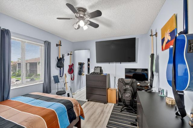 536 Shady Pine Way A2, Greenacres, FL 33415