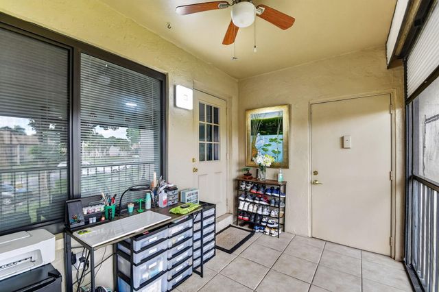 536 Shady Pine Way A2, Greenacres, FL 33415