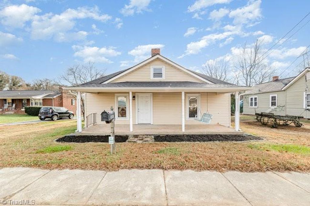 501 Whitsett Avenue, Gibsonville, NC 27249