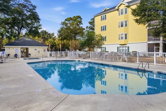 601 Hillside Dr N Apt 3425, North Myrtle Beach, SC 29582