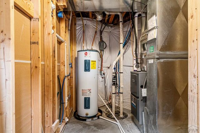 594 S Archdale Dr, Pueblo West, CO 81007