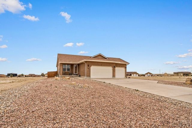 594 S Archdale Dr, Pueblo West, CO 81007