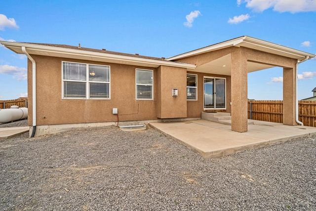 594 S Archdale Dr, Pueblo West, CO 81007