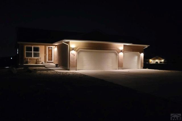 594 S Archdale Dr, Pueblo West, CO 81007